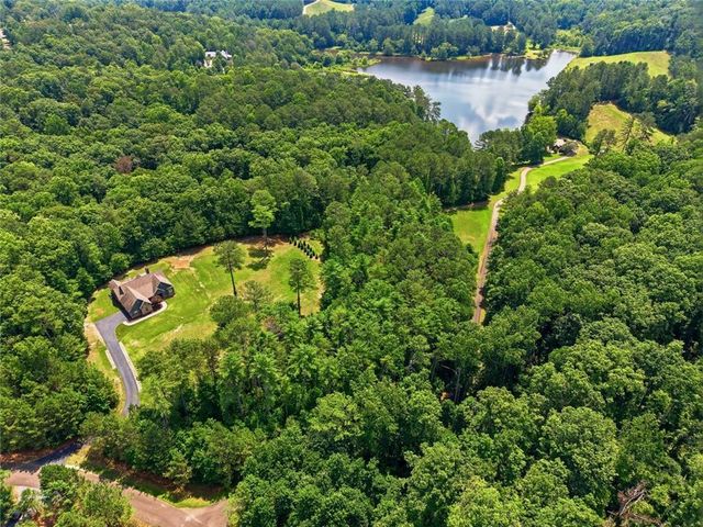 141 Cove Lake Drive, Marble Hill, GA 30148