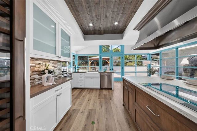 20001 Hiawatha Street, Chatsworth, CA 91311