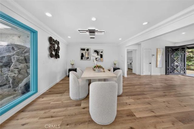 20001 Hiawatha Street, Chatsworth, CA 91311