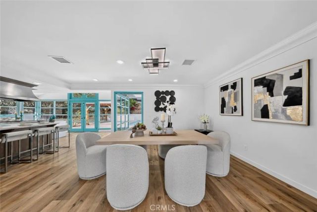 20001 Hiawatha Street, Chatsworth, CA 91311