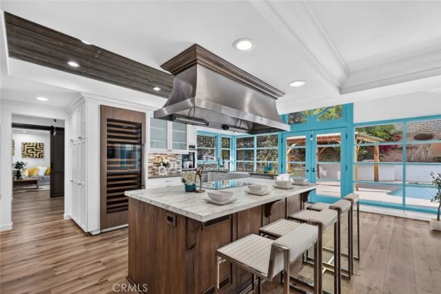 20001 Hiawatha Street, Chatsworth, CA 91311