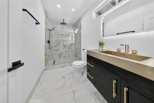 20001 Hiawatha Street, Chatsworth, CA 91311