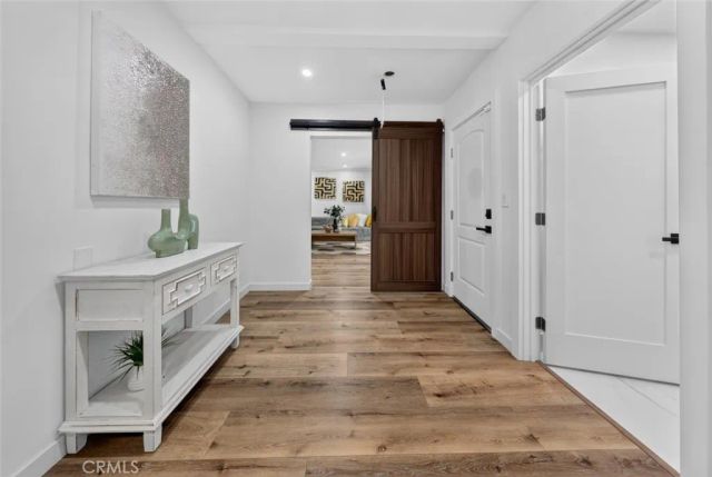 20001 Hiawatha Street, Chatsworth, CA 91311
