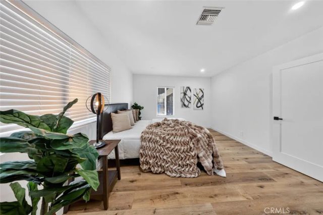 20001 Hiawatha Street, Chatsworth, CA 91311