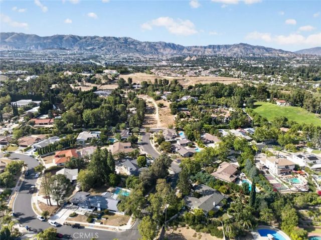 20001 Hiawatha Street, Chatsworth, CA 91311