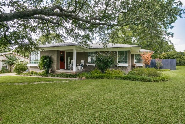 504 W Kaufman Street, Rockwall, TX 75087