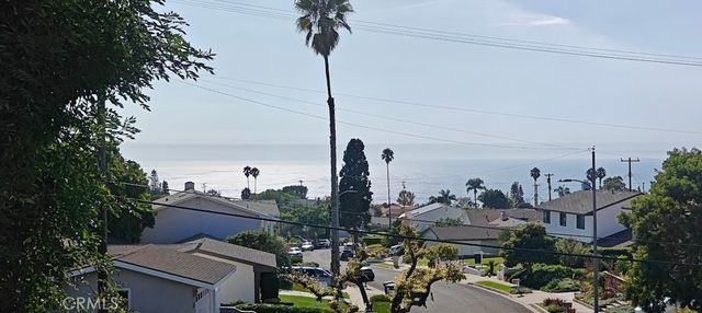 28557 Blythewood Drive, Rancho Palos Verdes, CA 90275