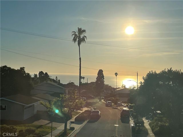 28557 Blythewood Drive, Rancho Palos Verdes, CA 90275