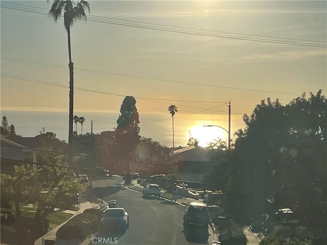 28557 Blythewood Drive, Rancho Palos Verdes, CA 90275