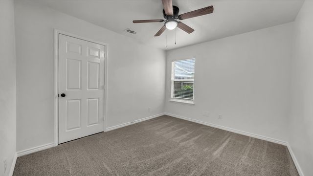 1415 N Elm Street, Weatherford, TX 76086
