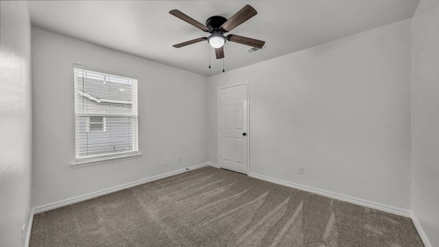 1415 N Elm Street, Weatherford, TX 76086