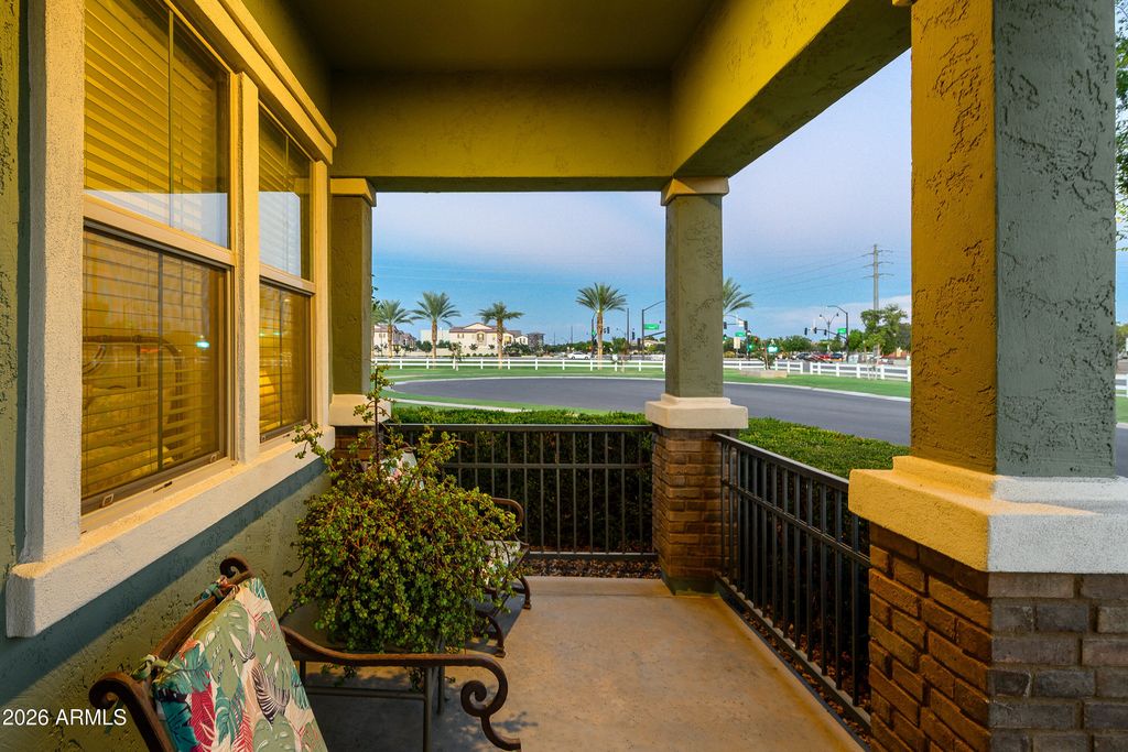 3934 E SPRING WHEAT Court, Gilbert, AZ 85296 — photo 2