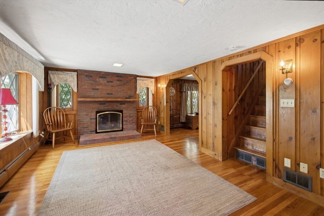341 Locust Street, Danvers, MA 01923
