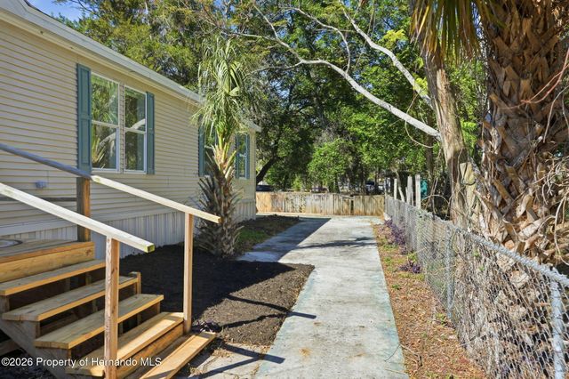 3315 Southwest Boulevard, Spring Hill, FL 34606