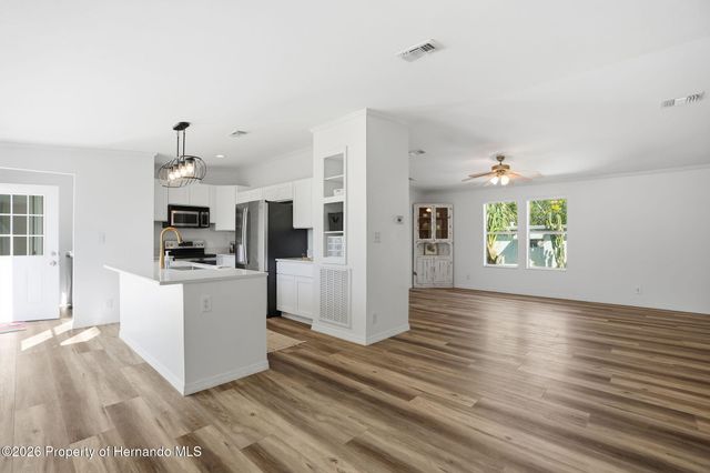 3315 Southwest Boulevard, Spring Hill, FL 34606