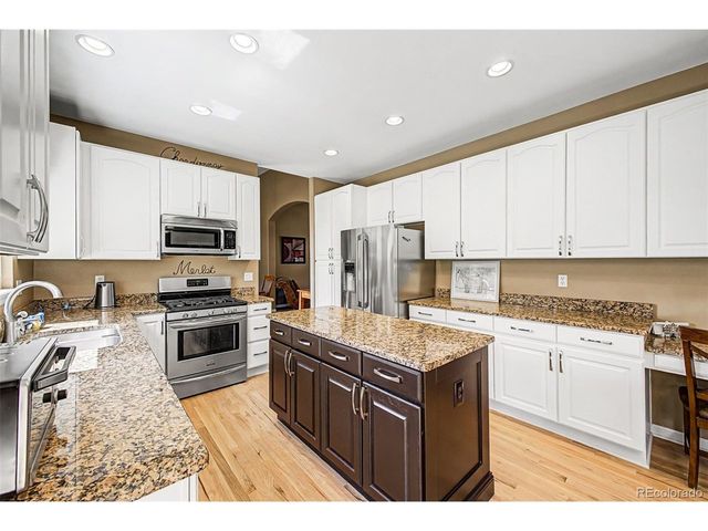 5814 S Danube St, Aurora, CO 80015