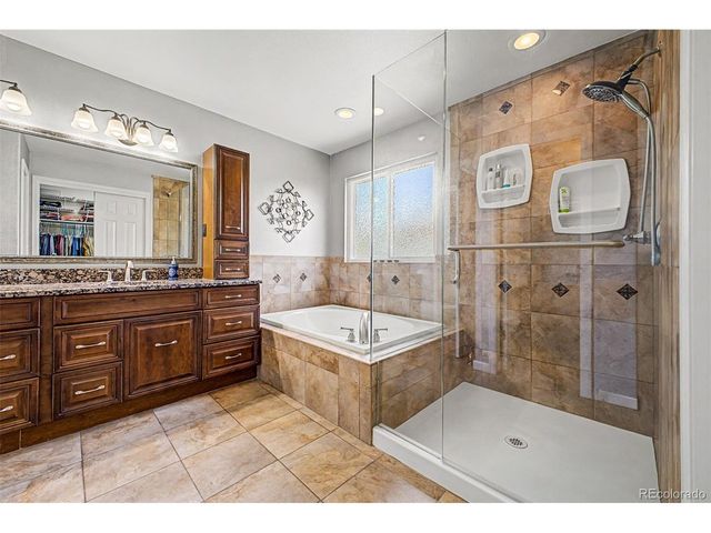 5814 S Danube St, Aurora, CO 80015