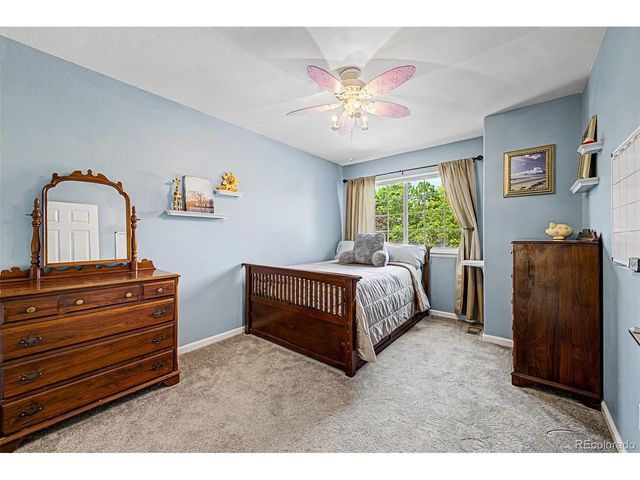 5814 S Danube St, Aurora, CO 80015