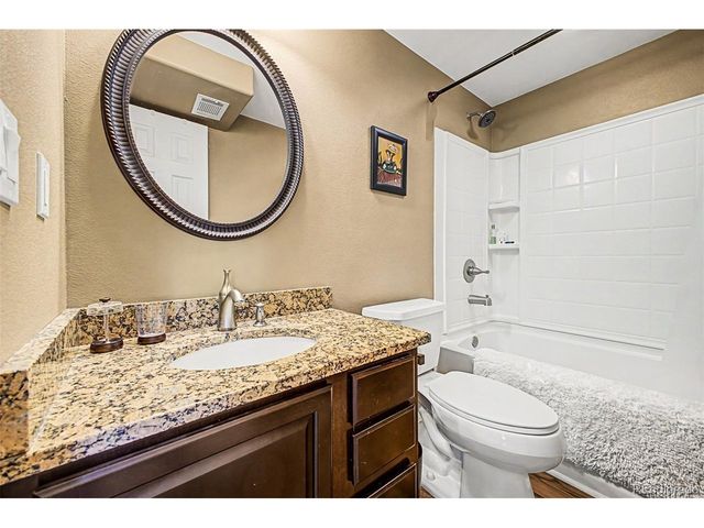 5814 S Danube St, Aurora, CO 80015