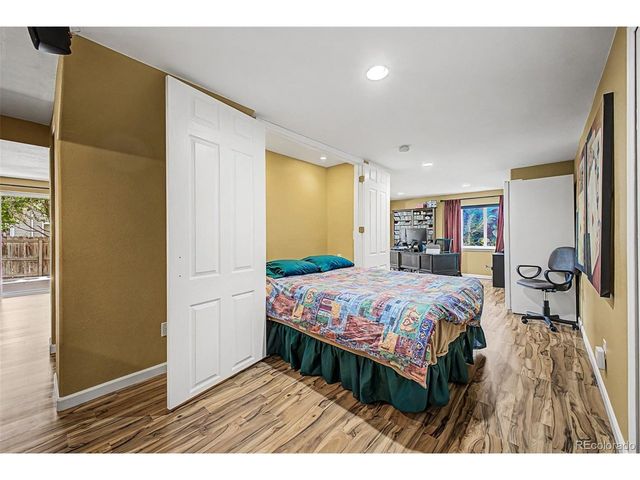 5814 S Danube St, Aurora, CO 80015