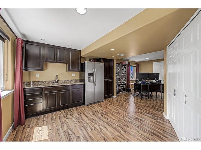 5814 S Danube St, Aurora, CO 80015
