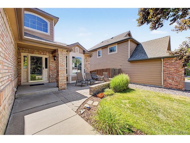 5814 S Danube St, Aurora, CO 80015