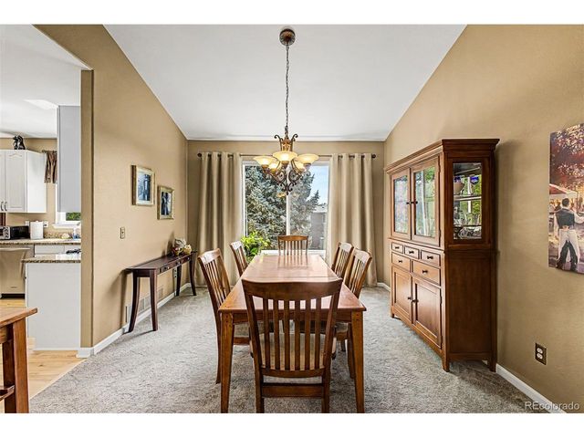 5814 S Danube St, Aurora, CO 80015