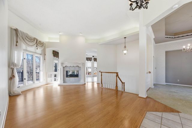 1367 N Hickory Creek ct, Wichita, KS 67235