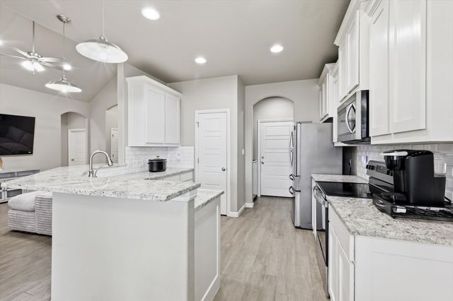 3312 Arrow Creek Drive, Granbury, TX 76049