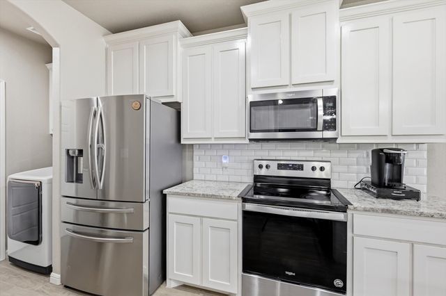 3312 Arrow Creek Drive, Granbury, TX 76049