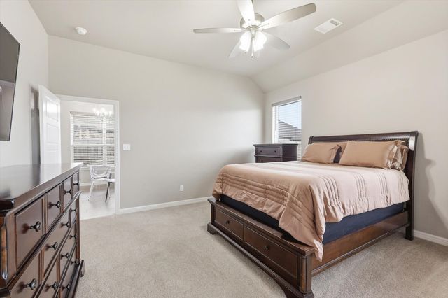 3312 Arrow Creek Drive, Granbury, TX 76049