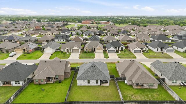 3312 Arrow Creek Drive, Granbury, TX 76049