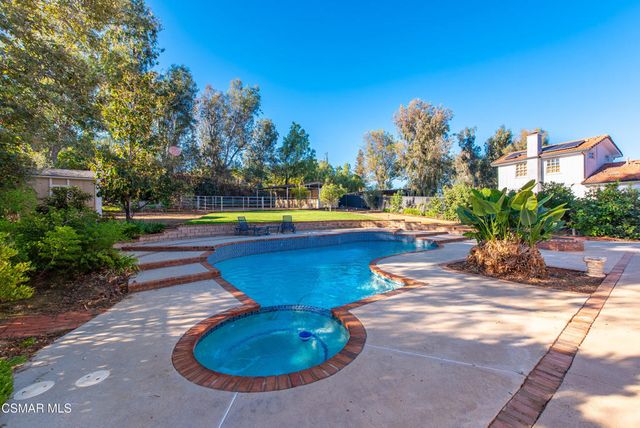 952 Carefree Drive, Simi Valley, CA 93065