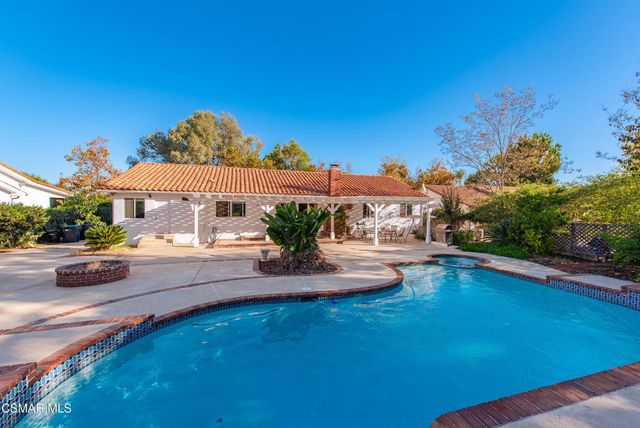 952 Carefree Drive, Simi Valley, CA 93065