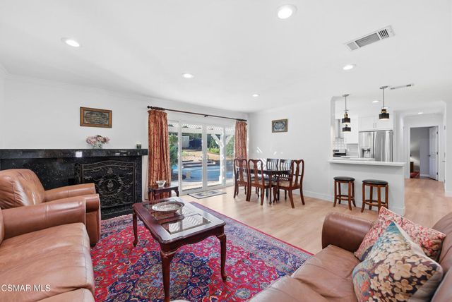 952 Carefree Drive, Simi Valley, CA 93065