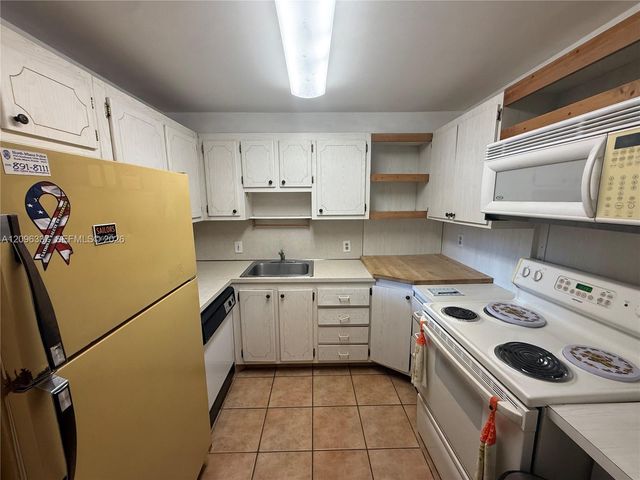 13155 Ixora Court 1110, North Miami, FL 33181