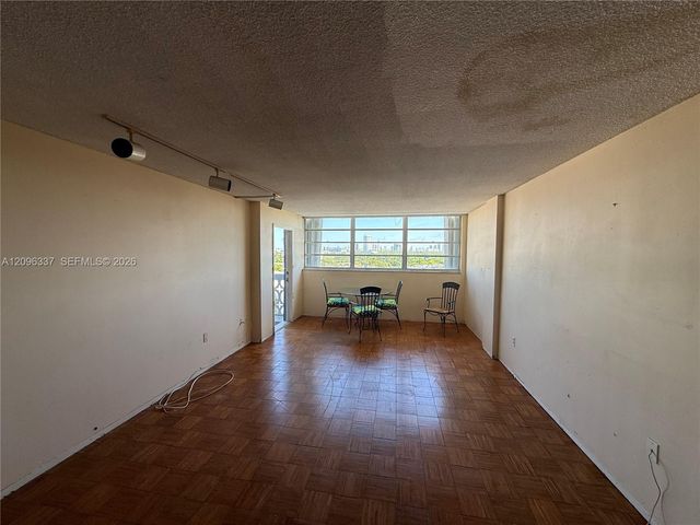 13155 Ixora Court 1110, North Miami, FL 33181