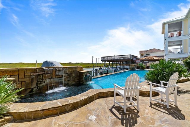 14890 Granada Dr 107, Corpus Christi, TX 78418
