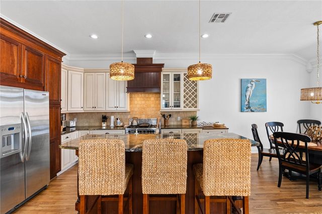 14890 Granada Dr 107, Corpus Christi, TX 78418