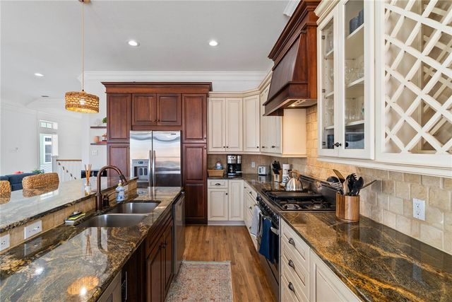 14890 Granada Dr 107, Corpus Christi, TX 78418