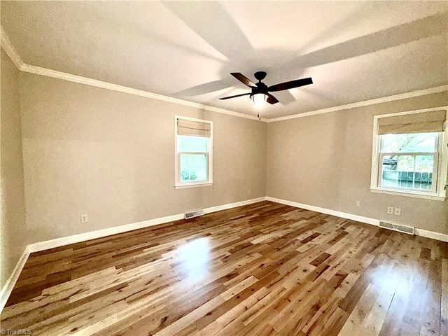 925 Branchwood Drive, Kernersville, NC 27284