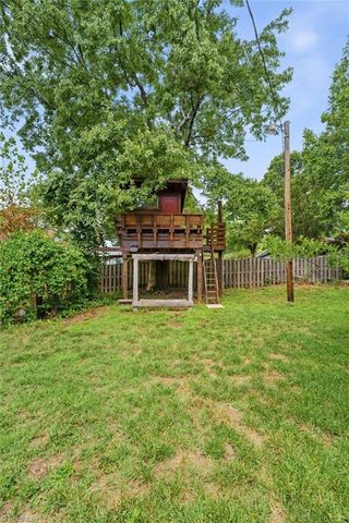 925 Branchwood Drive, Kernersville, NC 27284