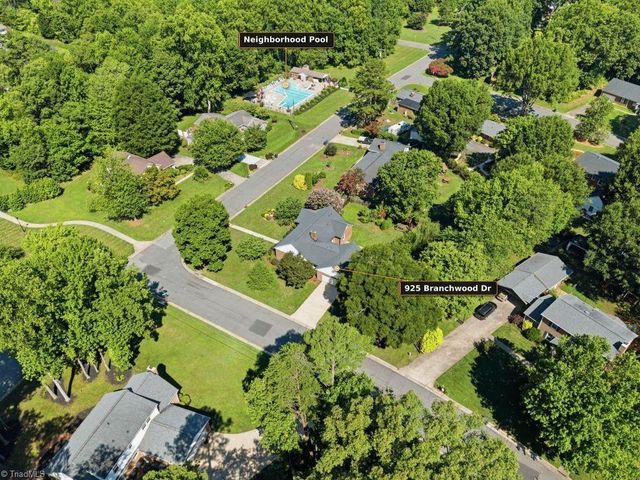 925 Branchwood Drive, Kernersville, NC 27284