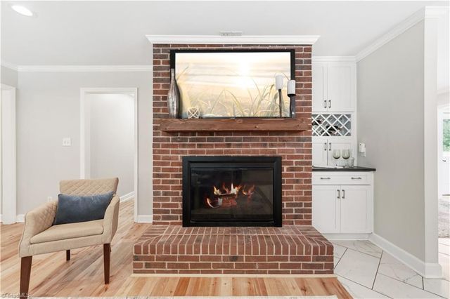 925 Branchwood Drive, Kernersville, NC 27284