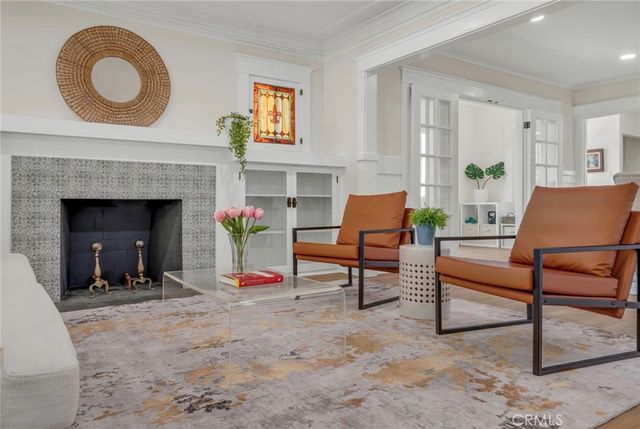 103 N Harvard, Los Angeles, CA 90004