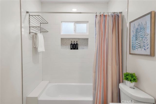103 N Harvard, Los Angeles, CA 90004