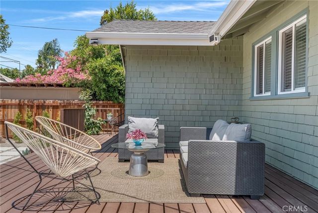 103 N Harvard, Los Angeles, CA 90004