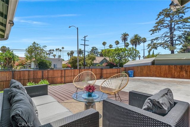 103 N Harvard, Los Angeles, CA 90004