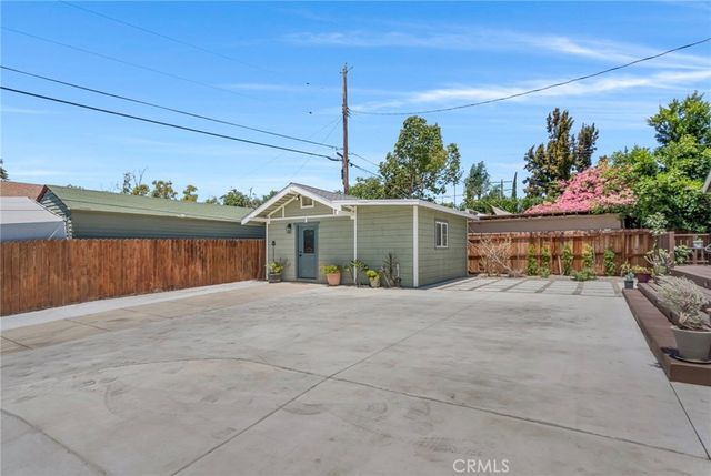 103 N Harvard, Los Angeles, CA 90004