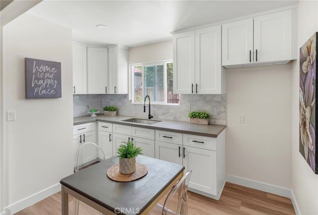 103 N Harvard, Los Angeles, CA 90004